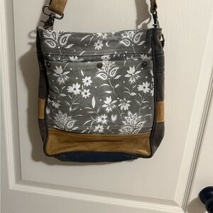 Stylish Gray and Tan Bag